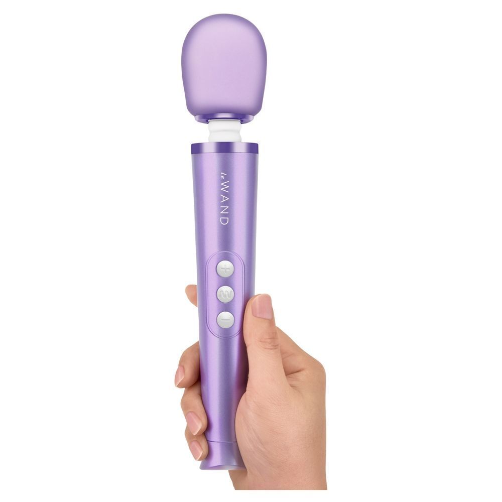 Le Wand Petite Violet Rechargeable Wand Massager – Compact & Powerful