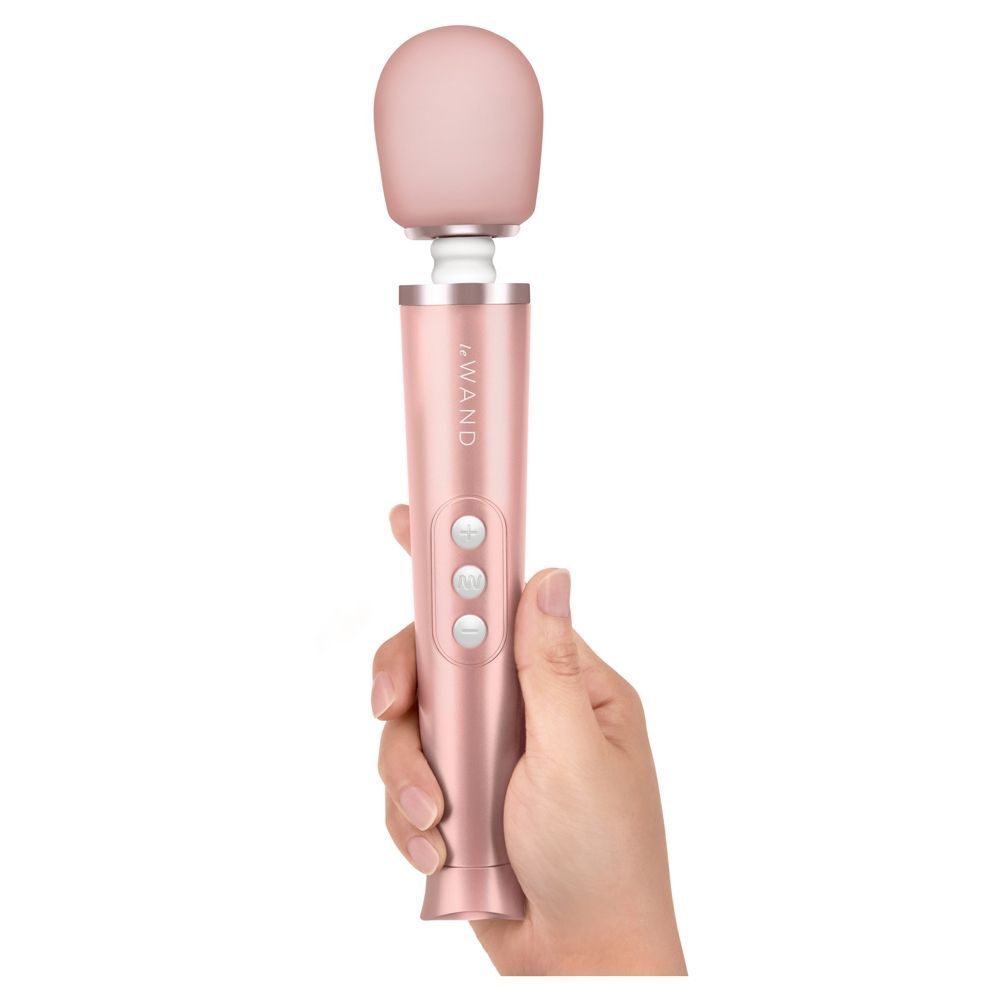 Le Wand Petite Gold Rechargeable Travel Wand – Compact Powerful Massager